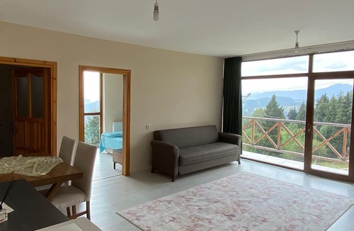 Savsat Apartment | Süles Apart Evleri
