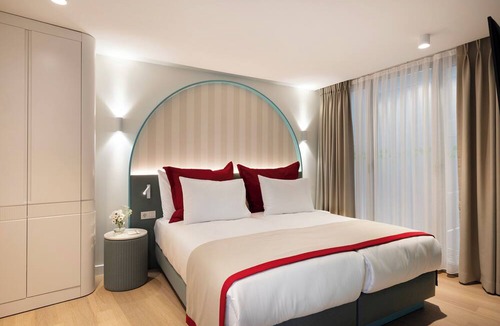 Pera Apartment | TAKSiM JUNO RESİDENCES