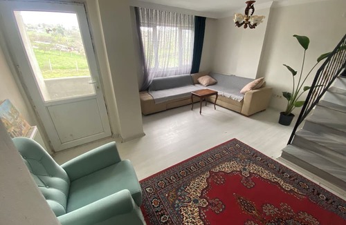 Arnavutkoy Apartment | Double stor house near the airport