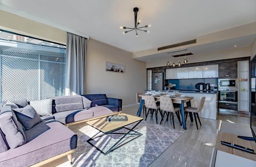 Geris Villa | Villa Naya - Three Bedroom Villa, Sleeps 6