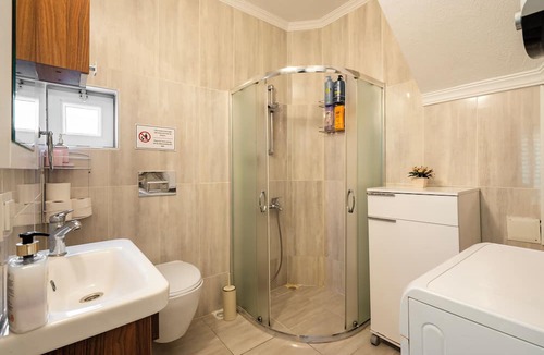 Bogazici House | Denize Sıfır Villa. Özel Plaj&Doğal Havuz.Bodrum