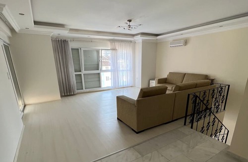Mahmutlar Apartment | Spacious 2-story penthouse with 2 terraces, views of the sea and mountains.