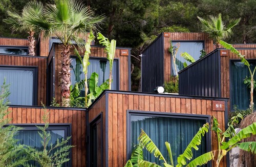 Urla Ski Chalet | Asha Country