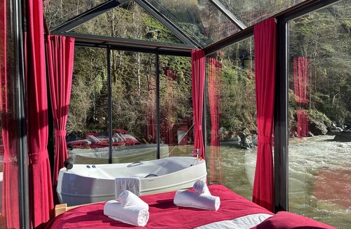 Ardesen Ski Chalet | Riverlandrize