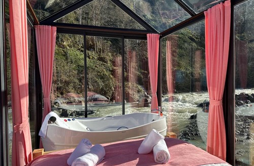 Ardesen Ski Chalet | Riverlandrize