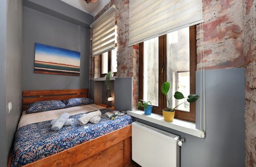 Galata Apartment | Chic 1-bedroom apartment with WiFi, AC in amazing Istanbul