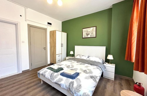 Taksim Apartment | Yellowhouse Room 3