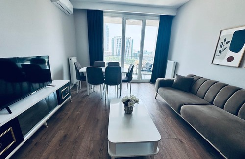 Bagcilar Apartment | LUX RESIDENCE 2 ROOMS 1 SALOON
