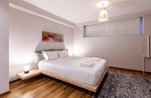 Osmanbey Apartment | This apartment is a 2 bedroom(s), 2 bathrooms, located in Şişli, İstanbul.