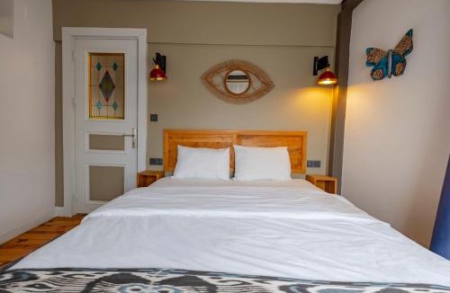 Kabatas Apartment | Luxury Stay with Panoramic Bosphorus View