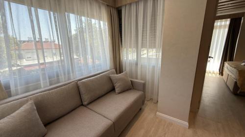 Kemer Mahallesi Apartment | Leos Apartments Brand-New Boho Chic Apartment