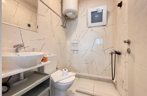 Cagaloglu Apartment | Modern Studio Private Terrace Historic Istanbul