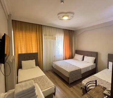 Ulus Hotel | Kenedi Otel