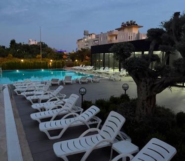 Okurcalar Apartment | Alanya Okurcalar 126 m Havuzlu Bir Yatak Odalı Daire