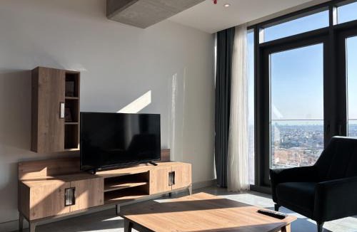 Bomonti Apartment | Luxury Studio on the 19th Floor Queen Bomonti