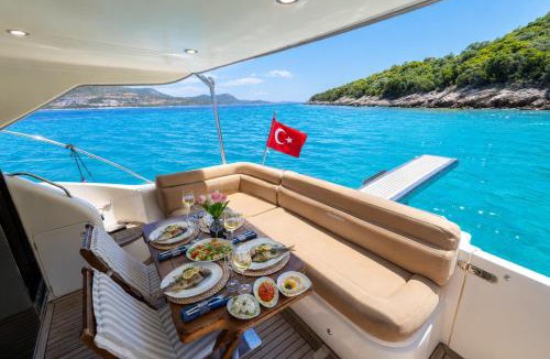 Bodrum City Center Boat Rental | Sea Of Love Luxury Yacht