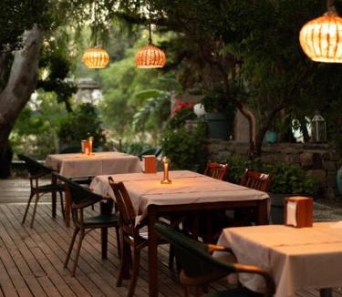 Gumusluk Hotel | Hotel Gumusluk