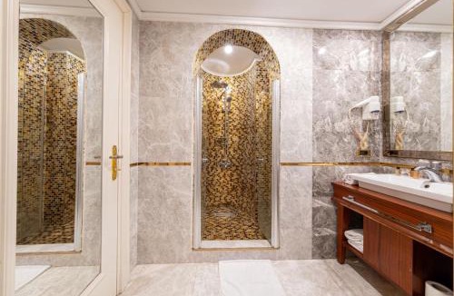 Pendik Hotel | Velora Grand