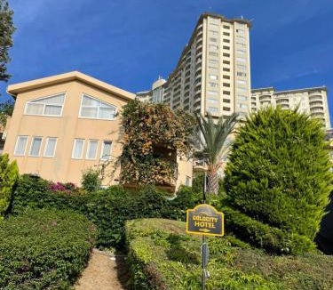 Kargicak Apartment | Goldcity The Taste of a Villa with a Lush Green Garden