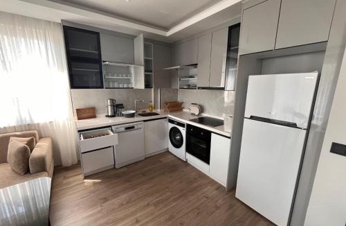 Okurcalar Apartment | Alanya Okurcalar 126 m Havuzlu Bir Yatak Odalı Daire