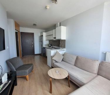 Atasehir Apartment | Life in the sky on the 36th floor with a magnificent city view