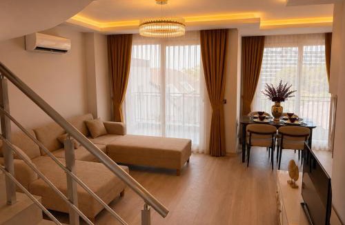 Okurcalar Apartment | Alanya Okurcalar 126 m Havuzlu İki Yatak Odalı Dubleks