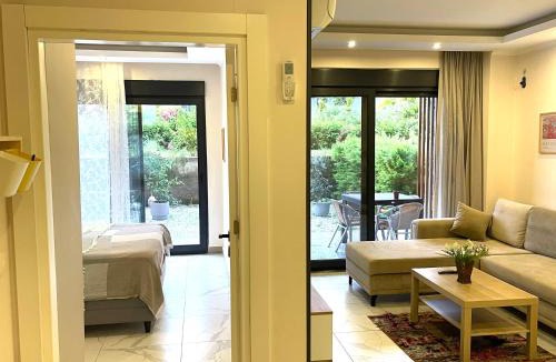 Konakli Apartment | 200m to Turquoise Bay Luxury Residence with Turkish Bath & Sauna