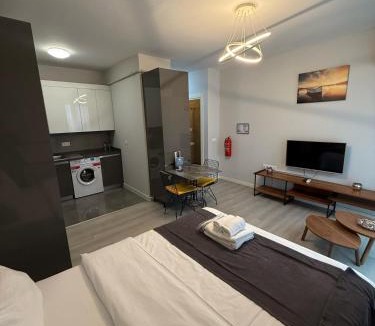 Cinarcik Hotel | Green Hills Suites
