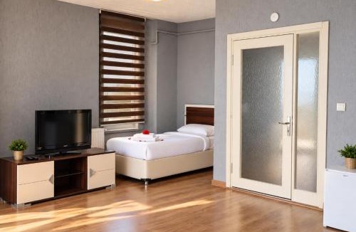Cinarcik Hotel | Grand Koru Hotel Beach