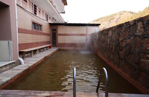 Karahayit Apartment | Vural Termal Apart Otel