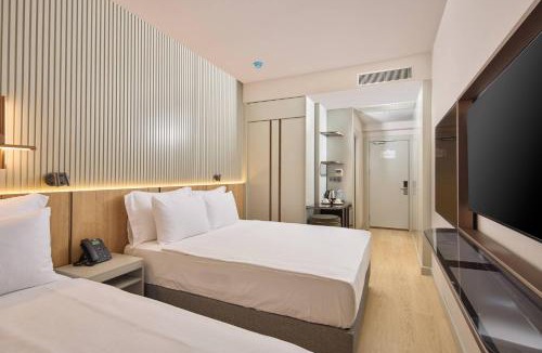 Altınordu Hotel | Waveside hotel