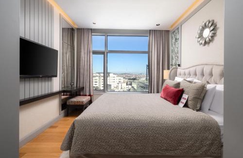 Gumussuyu Mahallesi Hotel | CVK Taksim Hotel Istanbul
