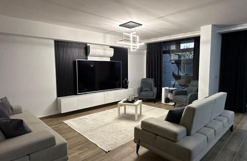 Milas Villa | Villa Paradise BODRUM, 14 personnes, vue mer, piscine, plage privée, sauna, chambre à vapeur, ascenseur
