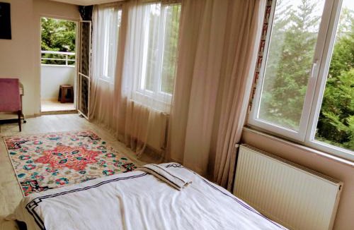 Arnavutkoy Bed & Breakfast | Ahmet Teacher Hotel, 6 minutes from the airport