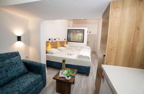 Burhaniye Hotel | Bluetopas Otel