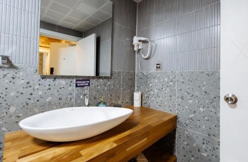 Altnkum Mahallesi House | Arya Pansiyon Konyaaltı