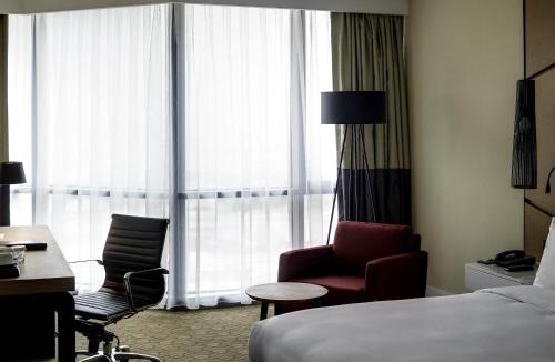 Bahcelievler Hotel | Pullman Istanbul Hotel & Convention Center
