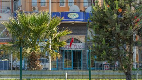 Hopa Hotel | Hotel Flash