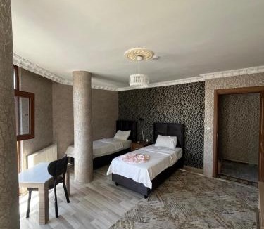 Ipekyolu House | VAN SERHAT Pansiyon