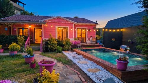 Masukiye Apartment | Maşukiye pink house bungalow
