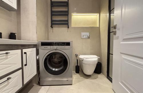 Osmanbey Apartment | Stylish 2BR Residence in Nişantaşı