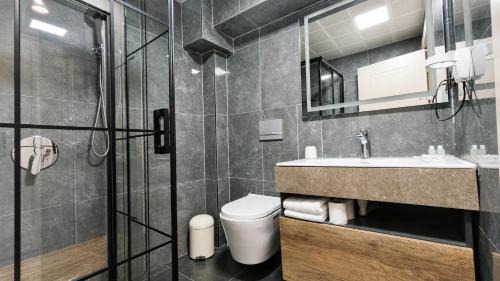 Sivrice Hotel | Elazığ Mavigöl Otel