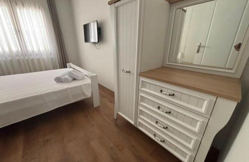 Kadnlar Denizi Mahallesi Apartment | Istanberry Kusadasi - Ladies Beach Premium Terrace Apartment