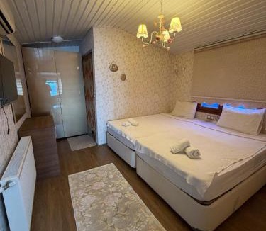 Akcay House | Kutlugün Sahil Otel