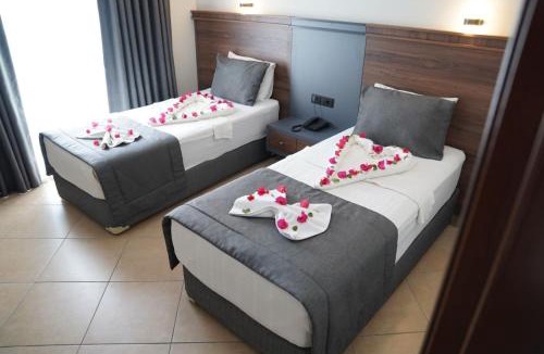 Marmaris City Center Hotel | Club Karakas Apart Otel