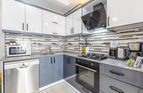 Antalya City Centre Apartment | Modern House & Best Location & Oldtown 10 min