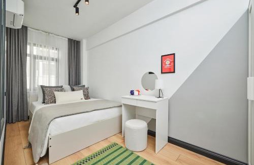 Harbiye Apartment | Stylish 2BR in Central Istanbul 3-Min to Metro