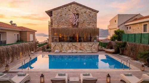 Yenifoca Hotel | Stone House Foça Otel