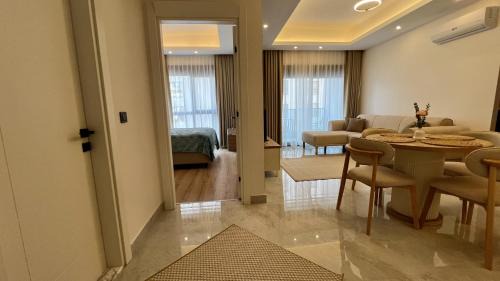Seki Apartment | Green Ocean Residence - Pool & Sea