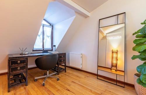 Tophane House | Entire Private Building Walk to Galata 6 Guests